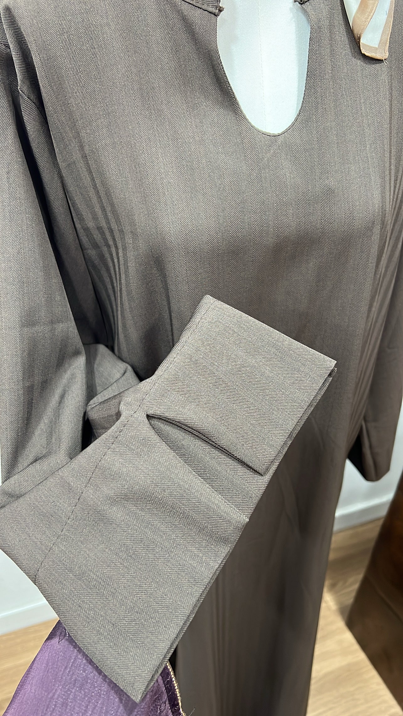 Vestido basico marron 1009